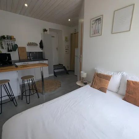 Studio Cosy Proche Du Centre-Ville Paray-le-Monial Exterior photo